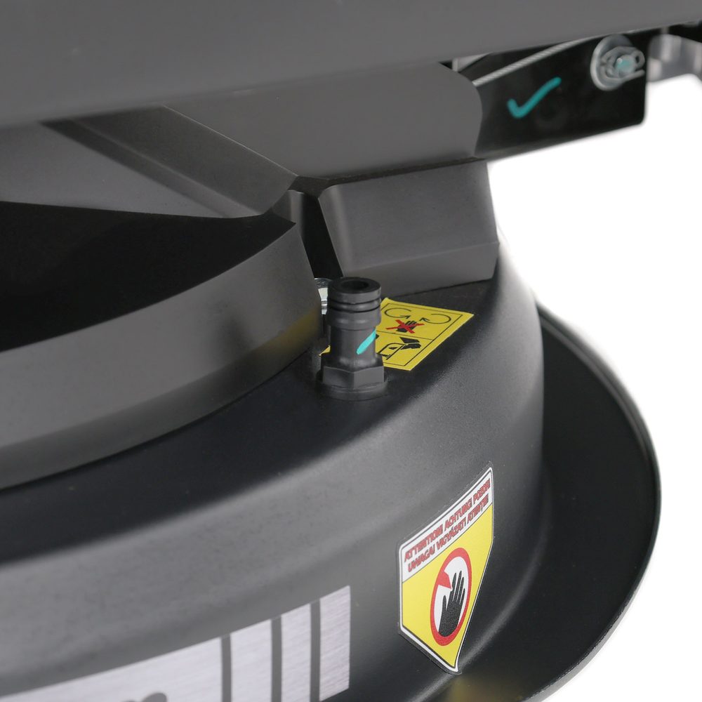 Sodo traktorius-raideris HECHT 5167, 135 kg