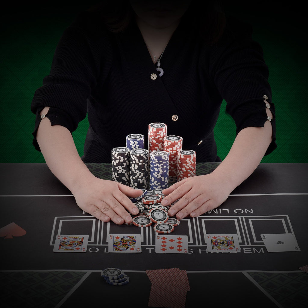 Pokerio rinkinys VEVOR YC-500-2, 500 žetonų