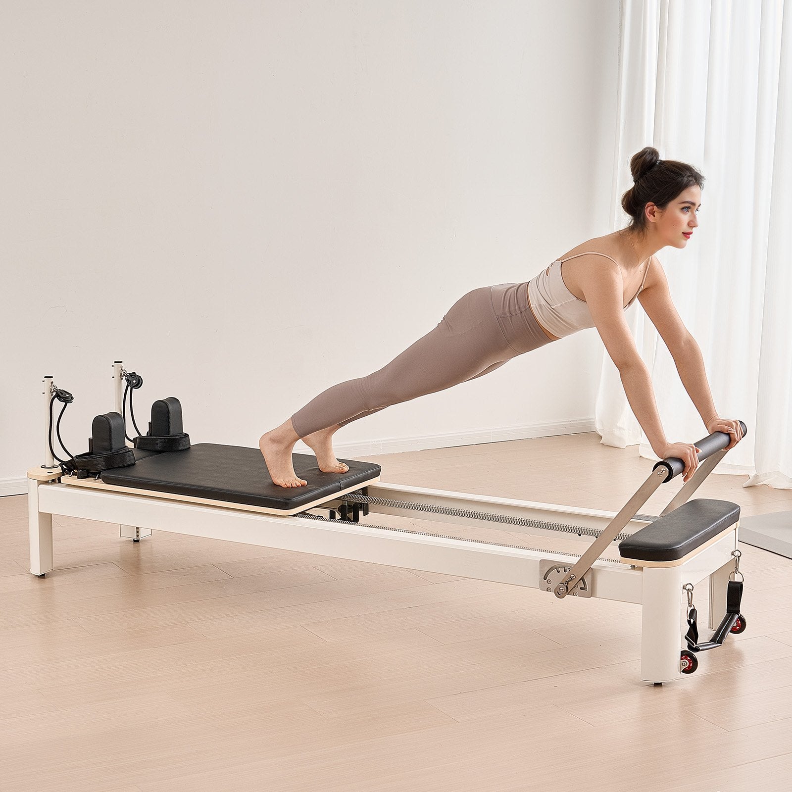 Pilateso treniruoklis VEVOR F6001-B, iki 181 kg apkrova
