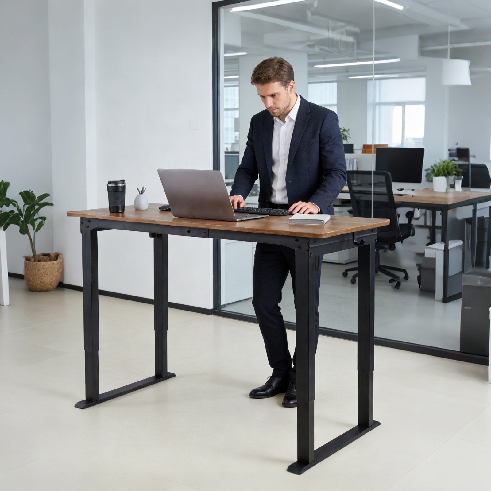 Reguliuojamo aukščio stalo rėmas VEVOR JC35TF-R102R, 70–117 cm