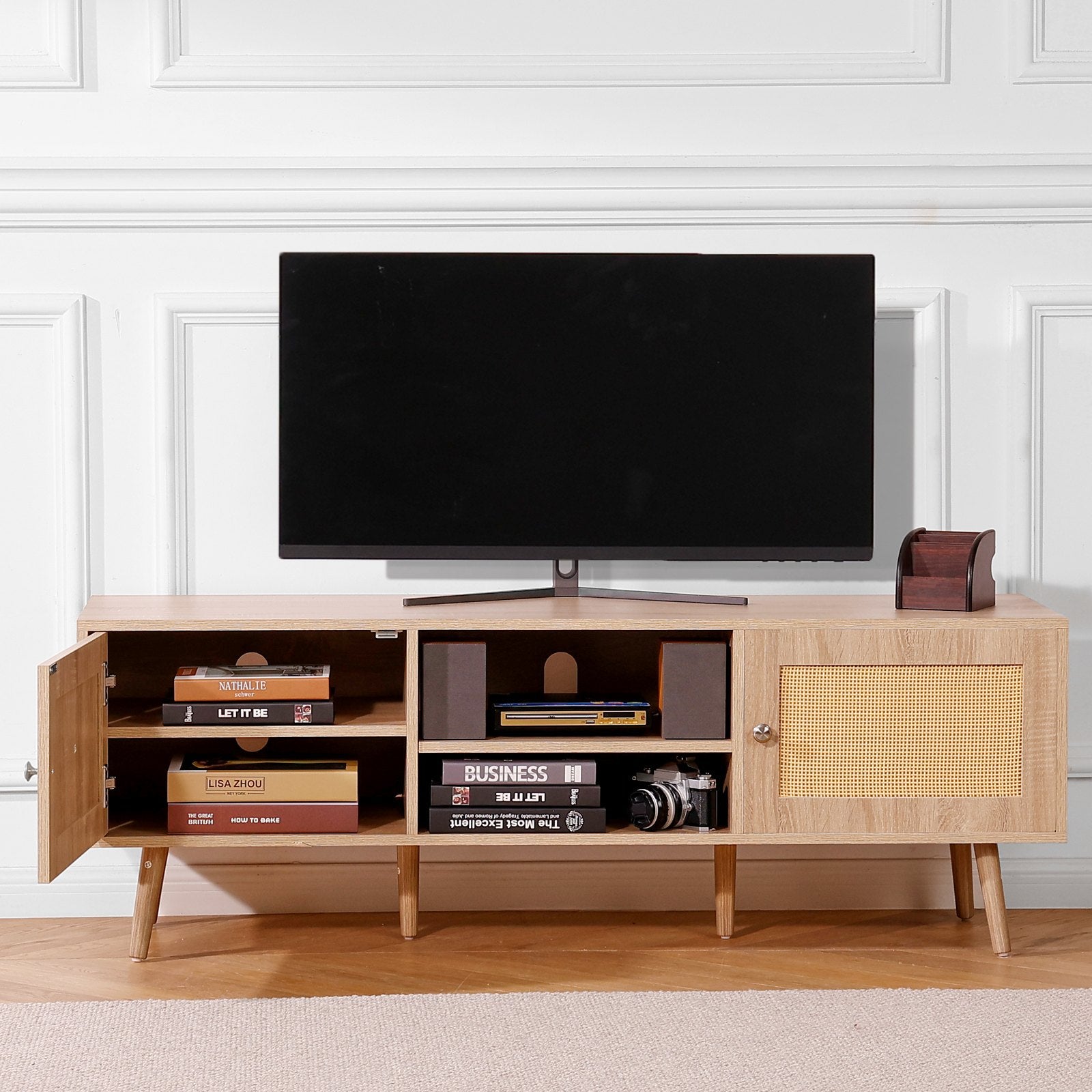 TV staliukas VEVOR 11FJTRTVO1BD, skirtas iki 65 colių televizoriams
