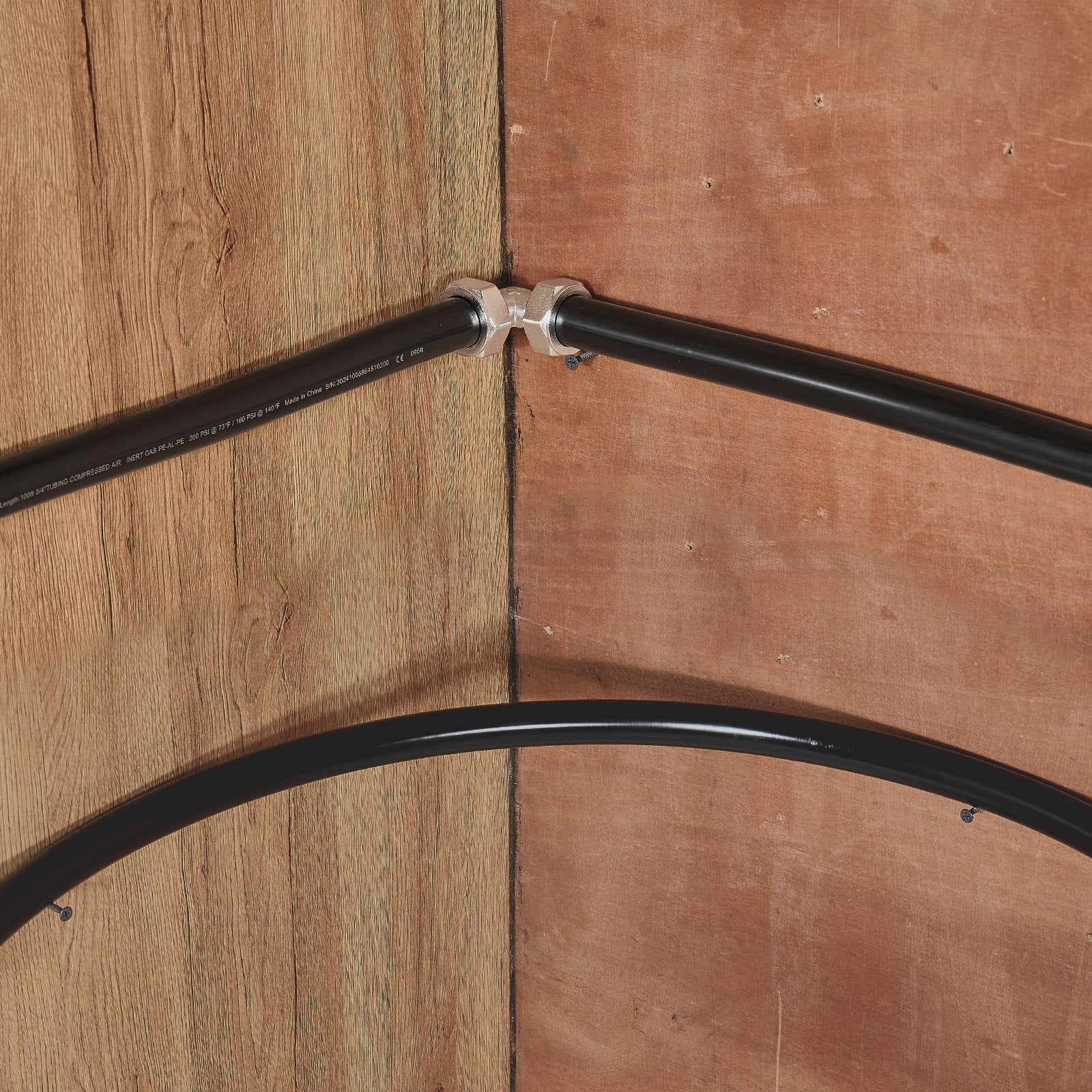 Suspausto oro vamzdyno komplektas VEVOR CAP 100ft, 30,5 m